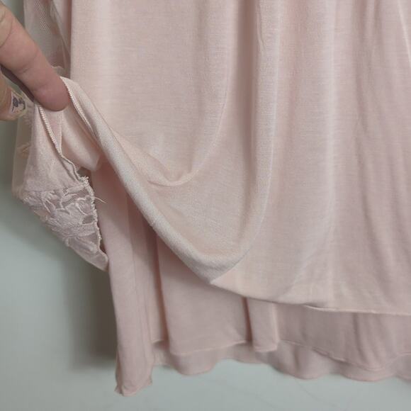Soft Pink Viscose Pullover Top with Embroidered Panel Women's Size Medium - Picture 8 of 10